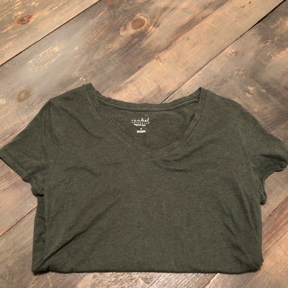 Liz Lange Maternity Tops - Picture 5 of 6